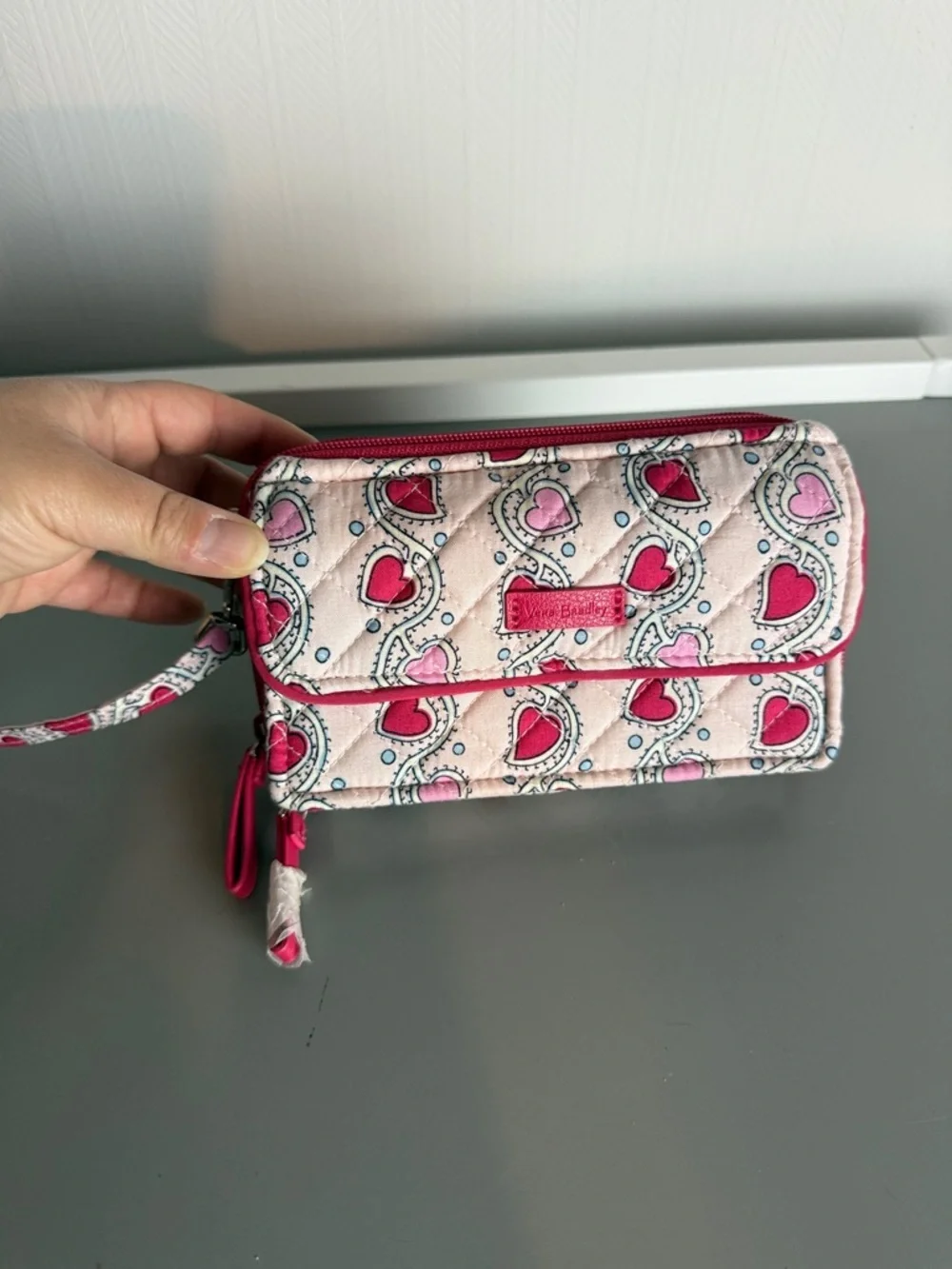 VERA BRADLEY RFID ALL IN ONE CROSSBODY STITCHED HEART VINES Wallet - Picture 2 of 4